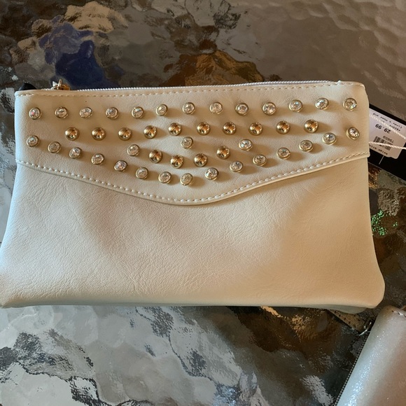 Brand new purse. White cream with gold rhinestones - Picture 1 of 2